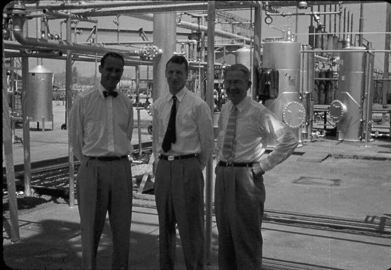 Carter (Left) at Manhatten Project Oak Ridge 2.jpg