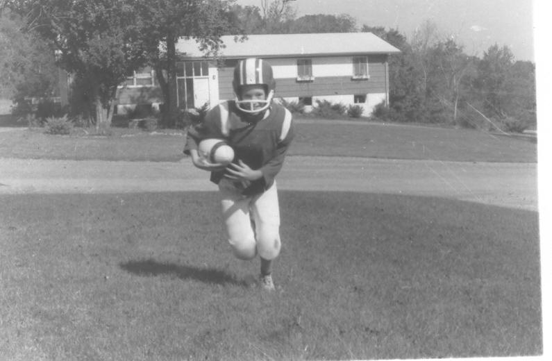 geoff foot ball con.jpg